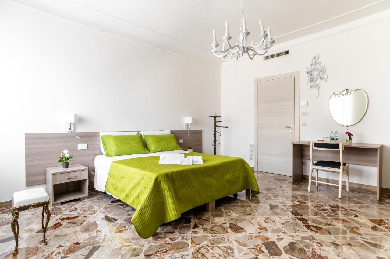 Le Calette Rooms - Puglia Mia Apartments Monopoli Εξωτερικό φωτογραφία