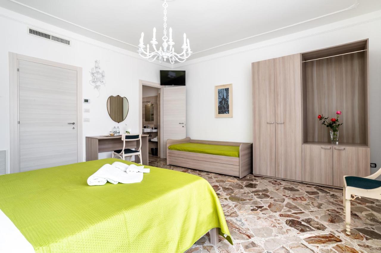 Le Calette Rooms - Puglia Mia Apartments Monopoli Εξωτερικό φωτογραφία