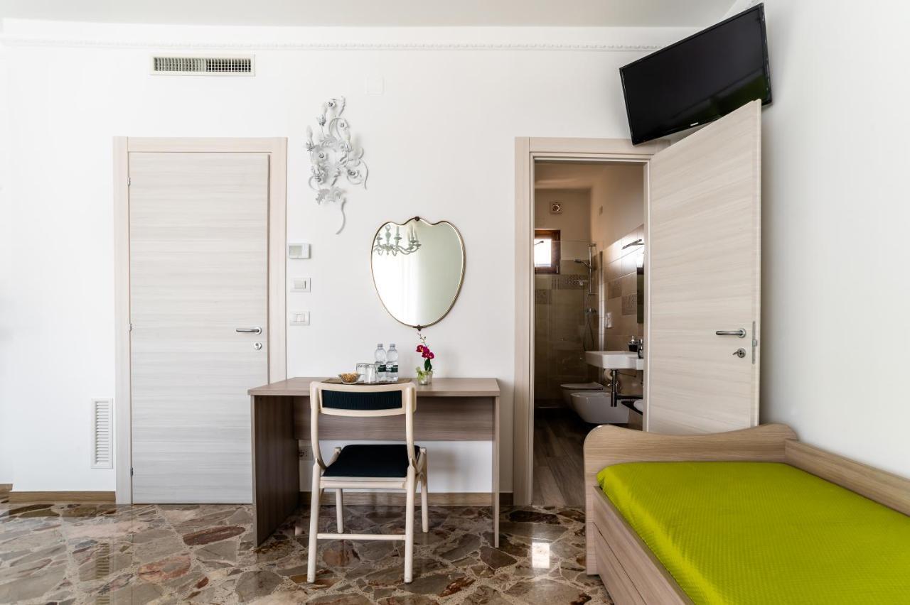 Le Calette Rooms - Puglia Mia Apartments Monopoli Εξωτερικό φωτογραφία