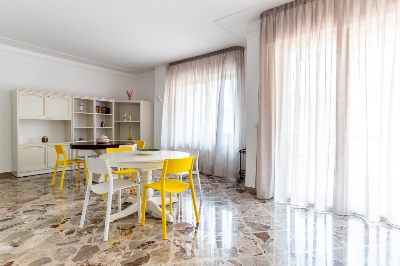 Le Calette Rooms - Puglia Mia Apartments Monopoli Εξωτερικό φωτογραφία